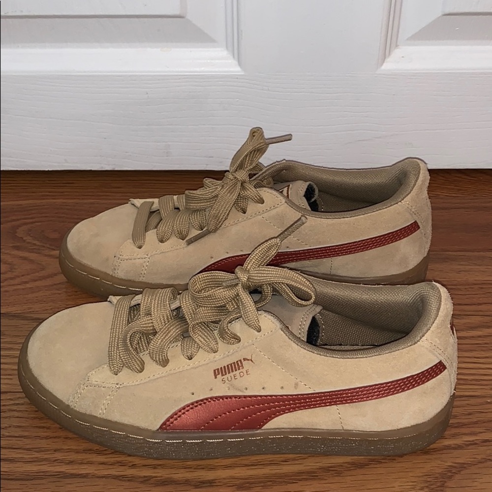 Puma Sneakers